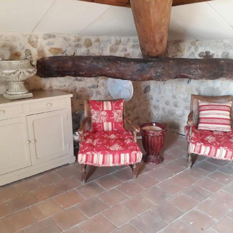 Gîte Philippe - Two-Bedroom House - 4