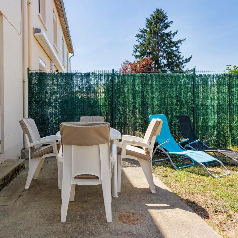 La Chambre Mancelle - Chambre Triple avec Douche - 14