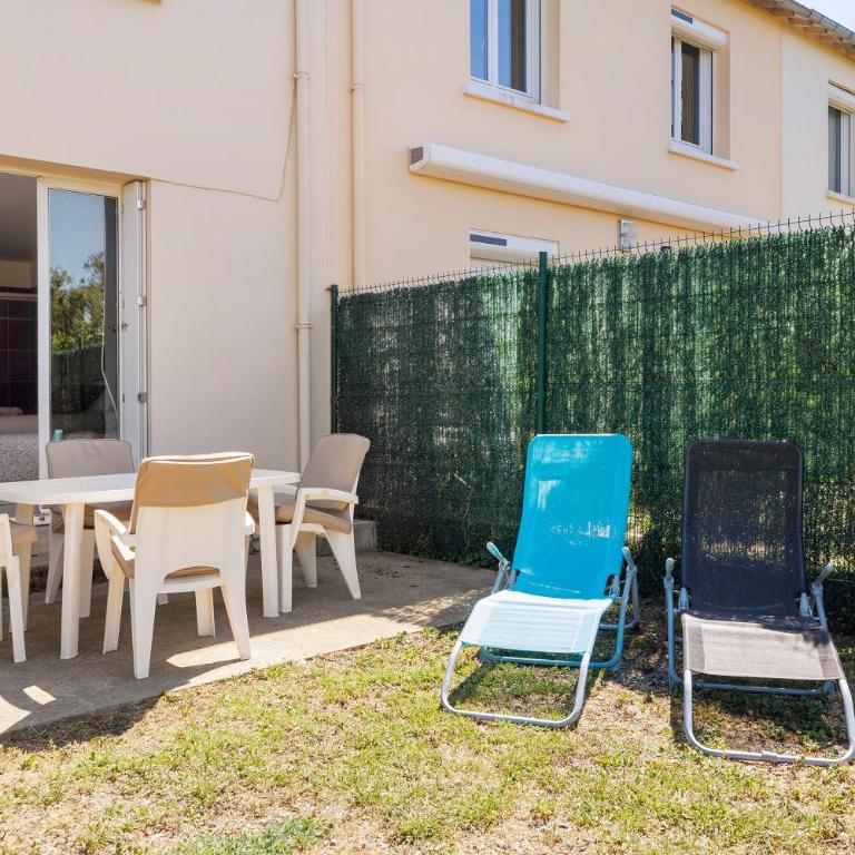 La Chambre Mancelle - Chambre Triple avec Douche - 17