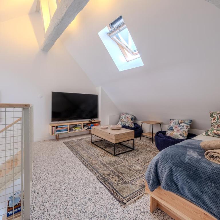 La Balançoire - Loft 115 m2 refait à neuf - 3 chambres - Appartement 3 Chambres - 24