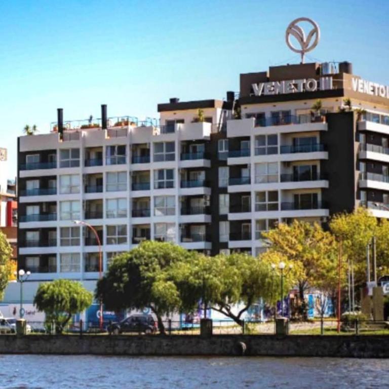 Edificio Veneto lll - Apartamento de 2 dormitorios con vistas al lago - 1