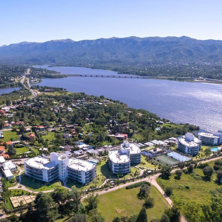 Edificio Veneto lll - Apartamento de 2 dormitorios con vistas al lago - 35