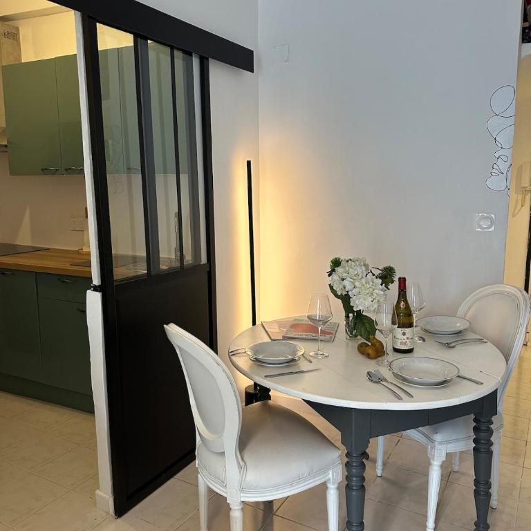 Cathedral View - Heart of Vieux Nice - Appartement 1 Chambre avec Vue - 6