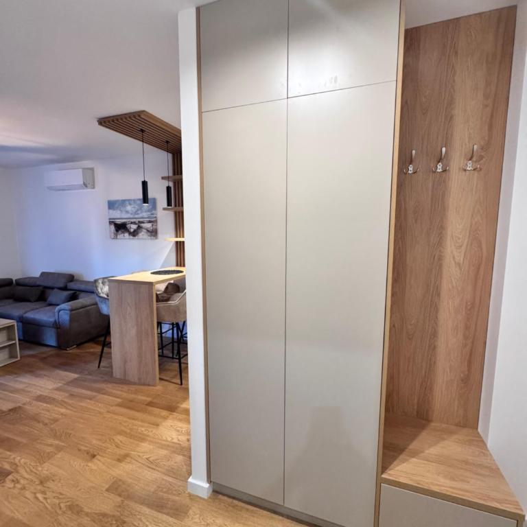 Lux Stanovi Vucetic - Apartman s 1 Spavaćom Sobom i Balkonom - 6