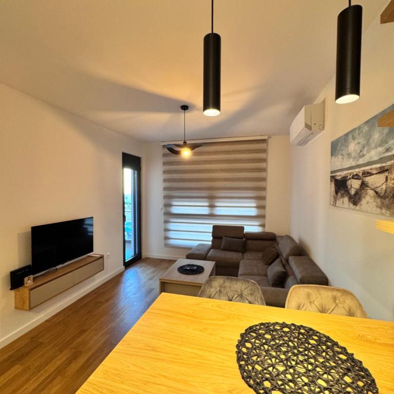 Lux Stanovi Vucetic - Apartman s 1 Spavaćom Sobom i Balkonom - 8