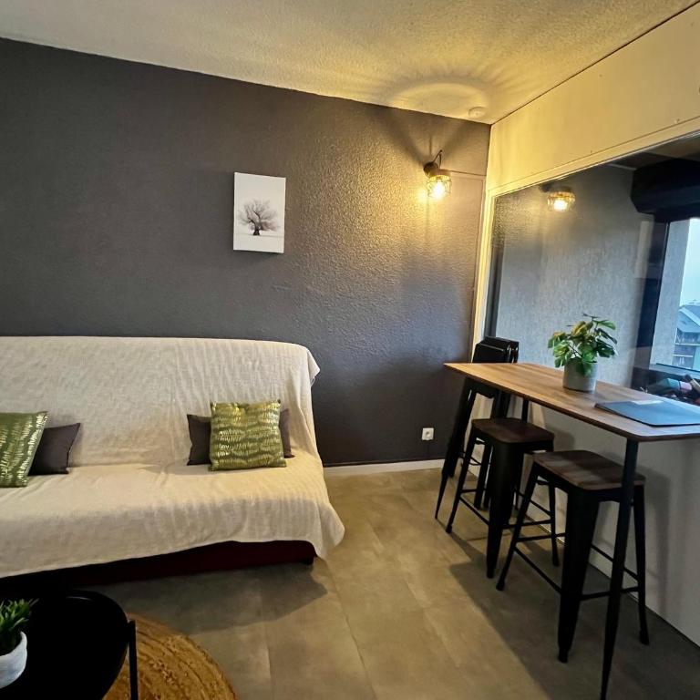 Studio cosy 4 personnes, terrasse & vue montagne - Appartement 1 Chambre - 8