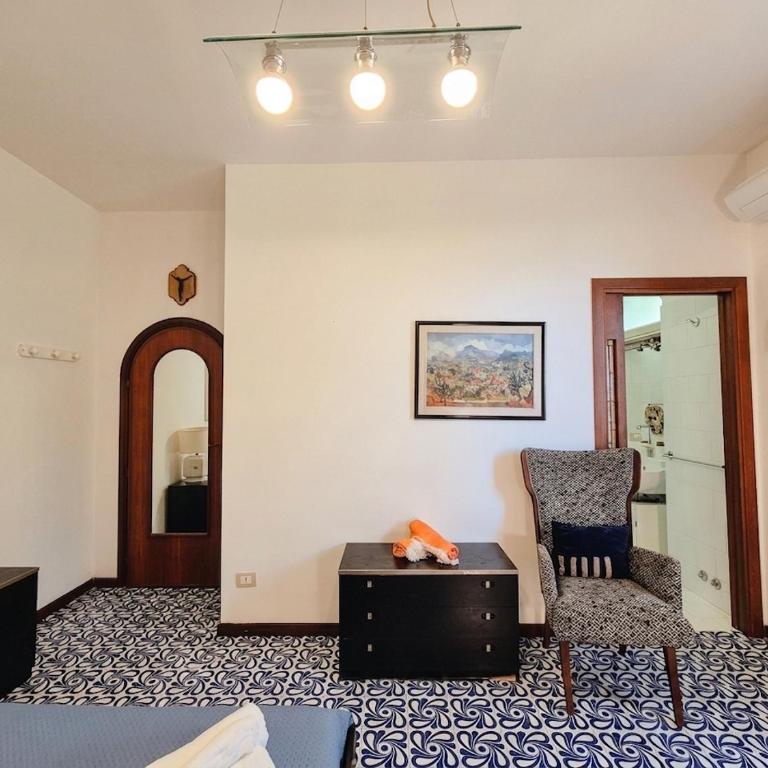 Villa Blu Sorrento seaview pool terrace and Jacuzzi - Villa - 12