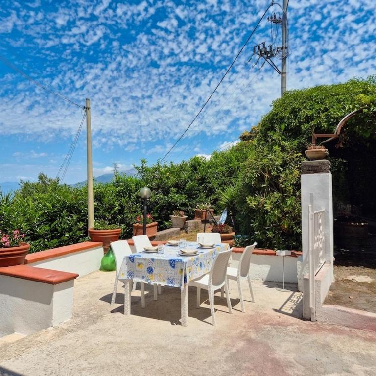 Villa Blu Sorrento seaview pool terrace and Jacuzzi - Villa - 29