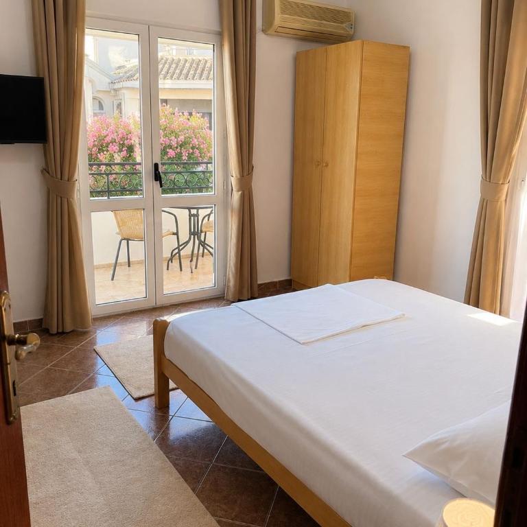 The Flower House - Double Room - 4