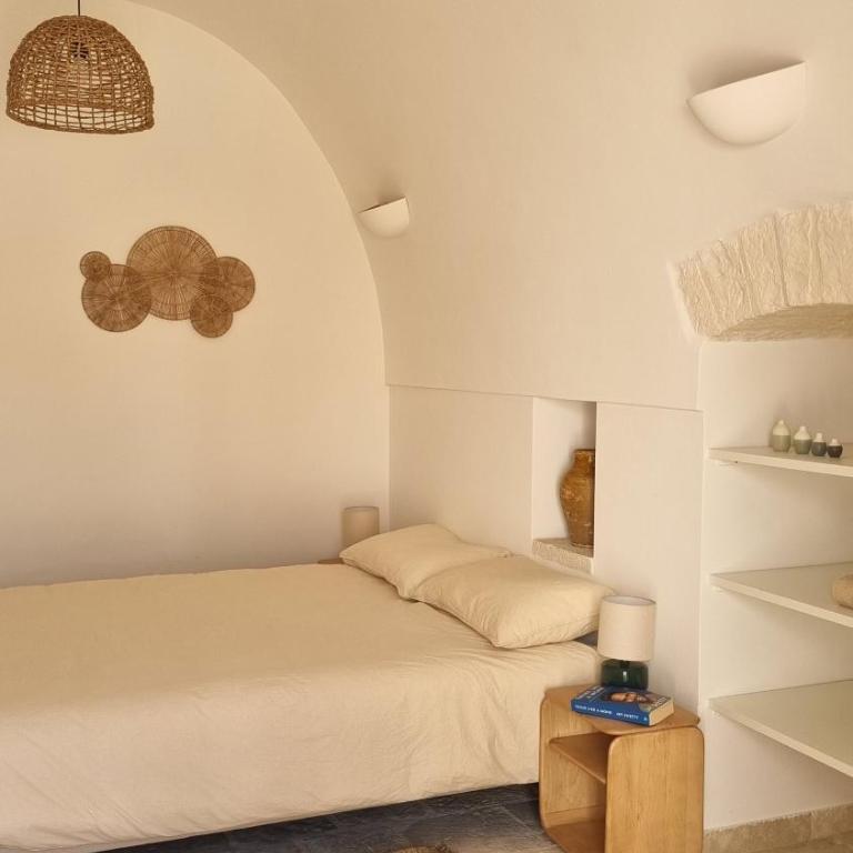 Trulli Samadhi - Camera Matrimoniale/Doppia con Letti Singoli con Bagno Privato - 2