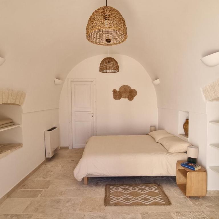 Trulli Samadhi - Camera Matrimoniale/Doppia con Letti Singoli con Bagno Privato - 1