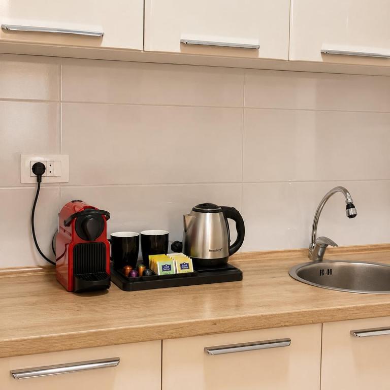 FIO Central Apartment With Garage - One-Bedroom Apartment - 15