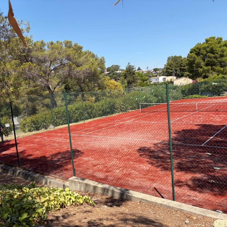 Peaceful Riviera flat with pool tennis and terrace - Appartement 2 Chambres - 20