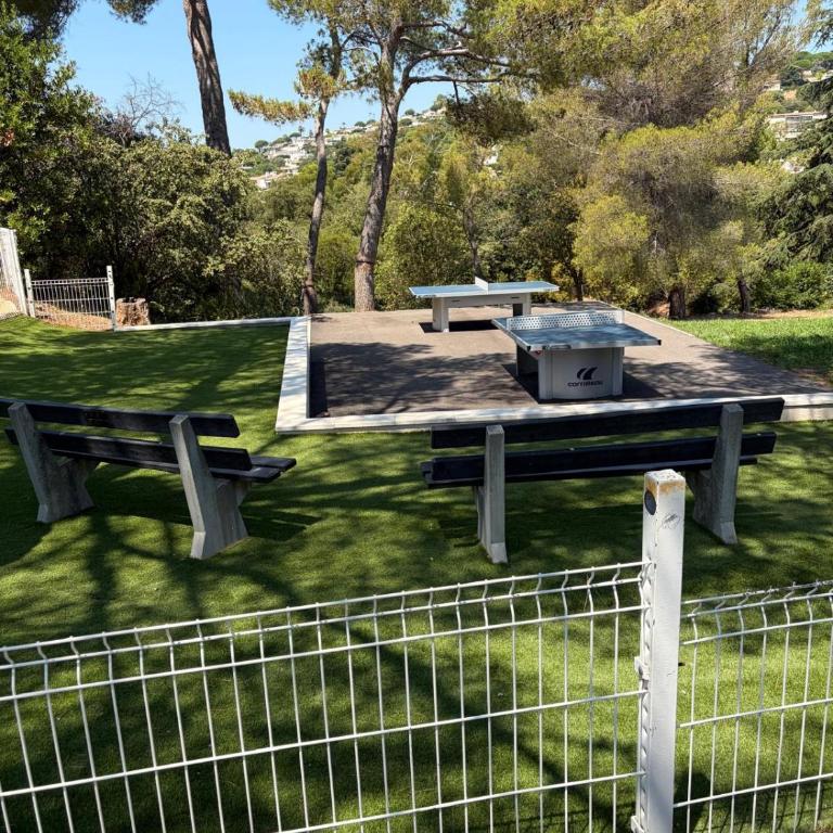 Peaceful Riviera flat with pool tennis and terrace - Appartement 2 Chambres - 22