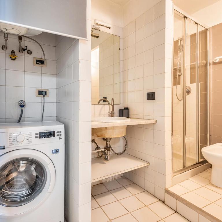 {Porta Venezia - Risorgimento} A/C WiFi - Appartamento con 1 Camera da Letto - 8