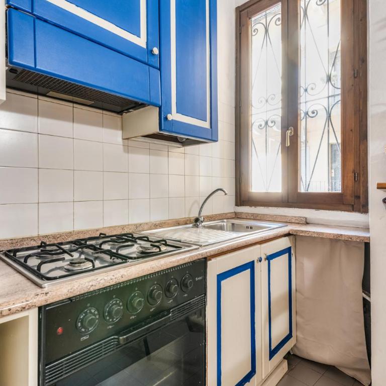 {Porta Venezia - Risorgimento} A/C WiFi - Appartamento con 1 Camera da Letto - 13