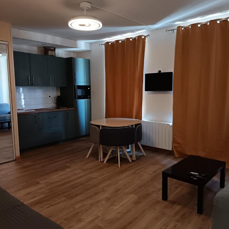 Belle étape Honfleuraise - Studio avec Canapé-Lit - 5