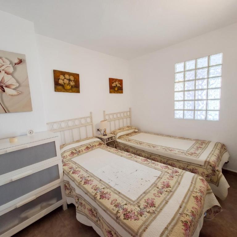 Eurhostal - Apartamento en primera linea - ALBERT VILLAS - Studio - 13