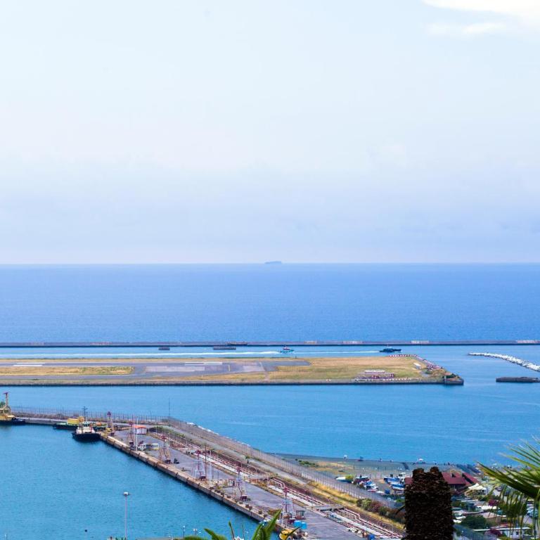 VillaPignone - One-Bedroom Apartment with Balcony and Sea View - 11