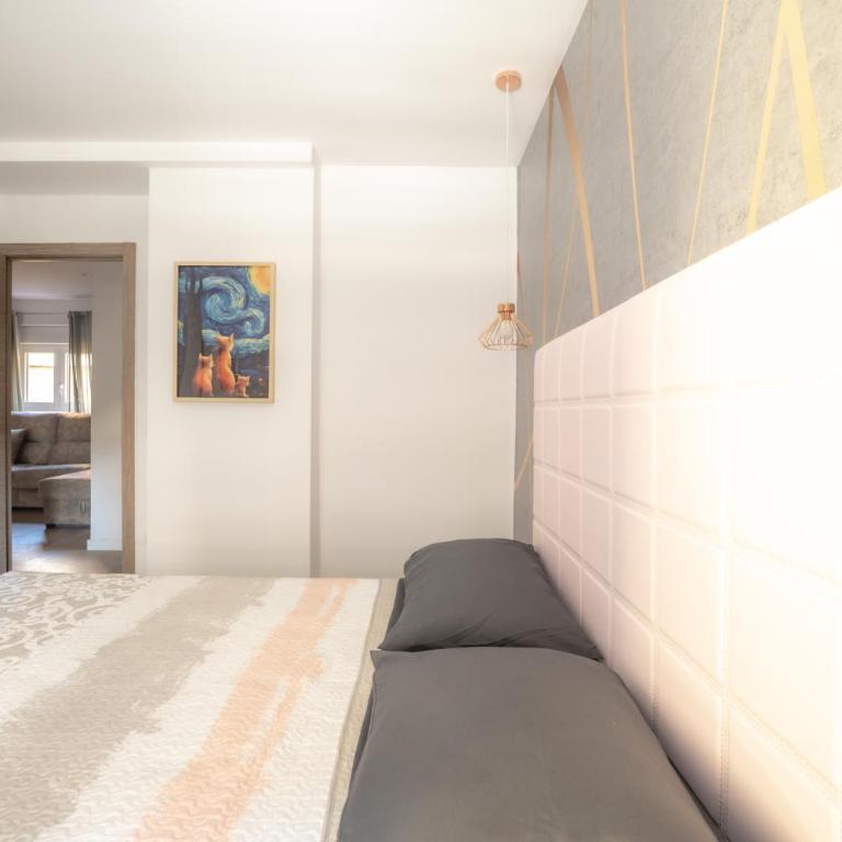NUEVO Parking, Maquina Arcade, Netflix y Wifi - Apartamento - 22