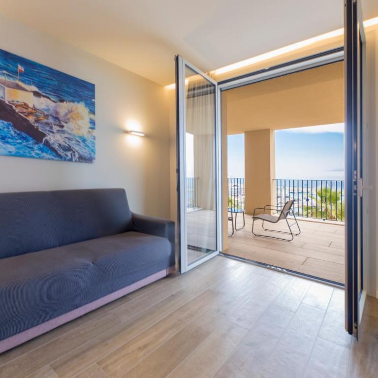VillaPignone - One-Bedroom Apartment with Balcony and Sea View - 9