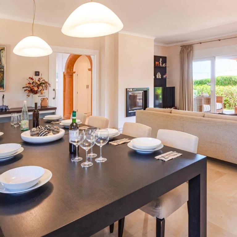 Villa Oliveres by Villa Plus - Villa - 14