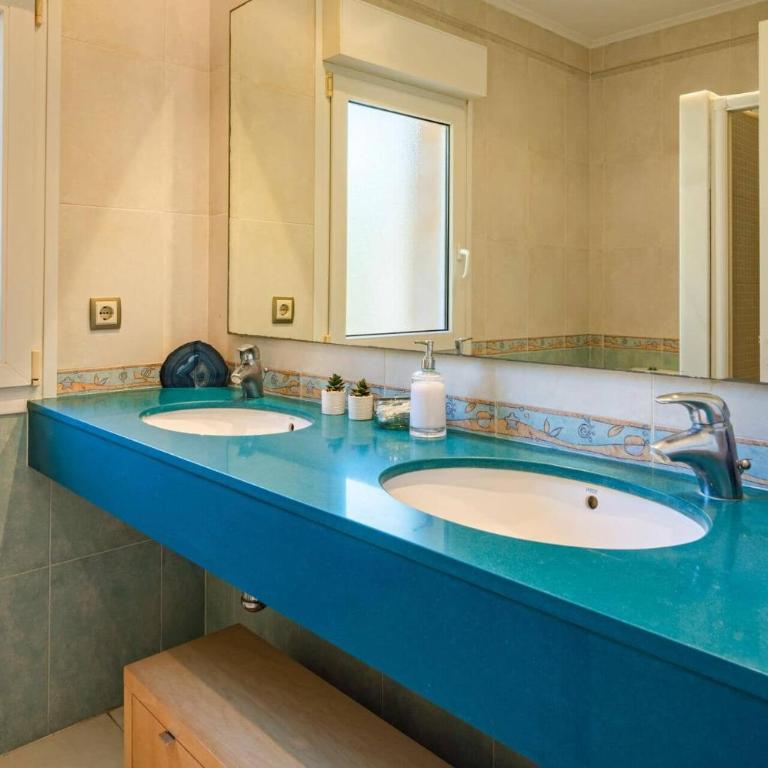 Villa Oliveres by Villa Plus - Villa - 19
