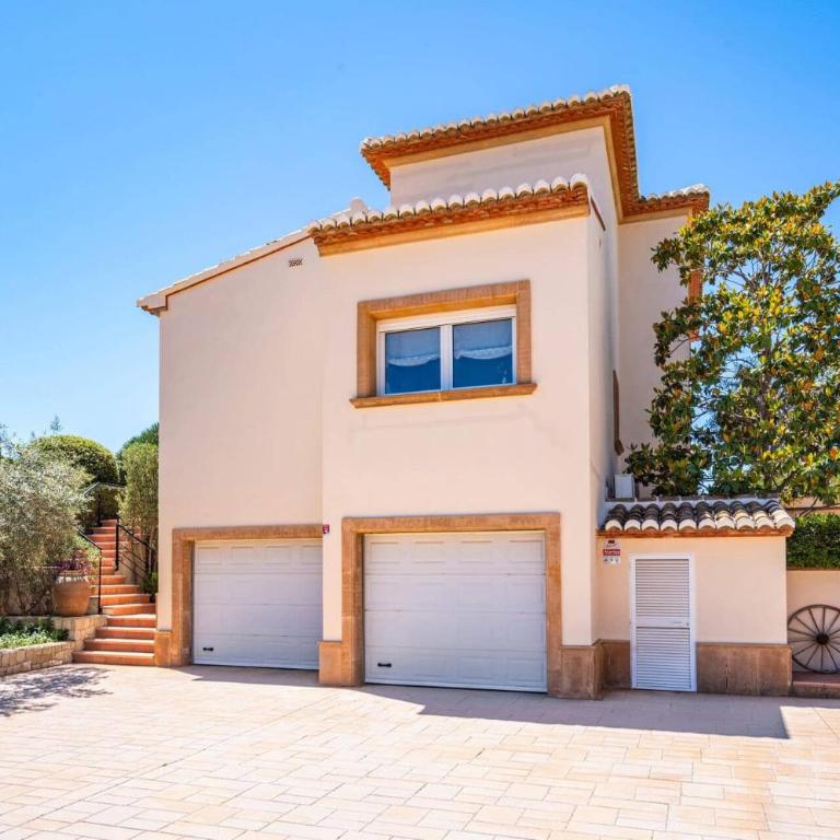Villa Oliveres by Villa Plus - Villa - 27