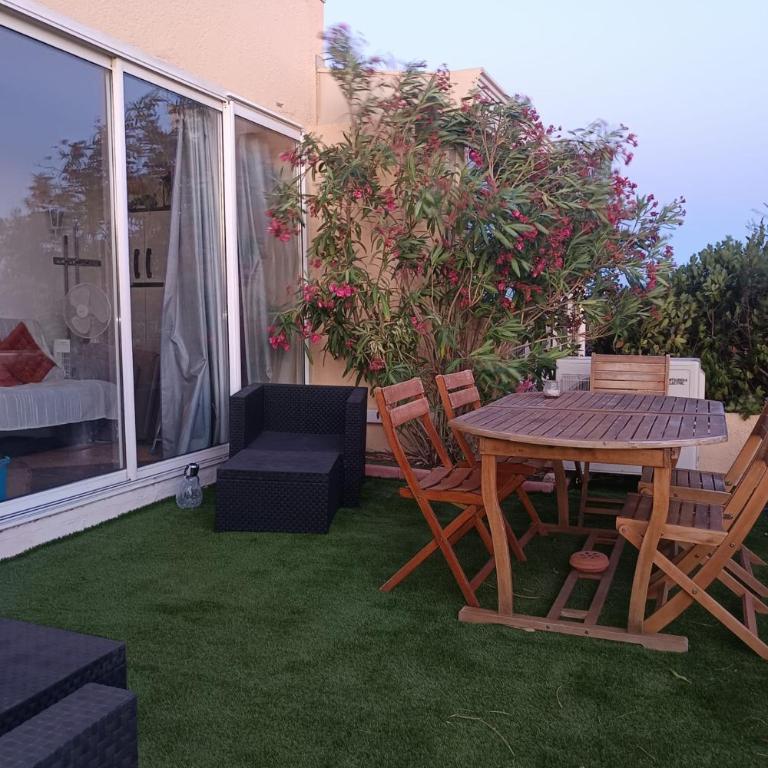 Apartment with breathtaking views of Mount Canigou - Apartment - 15