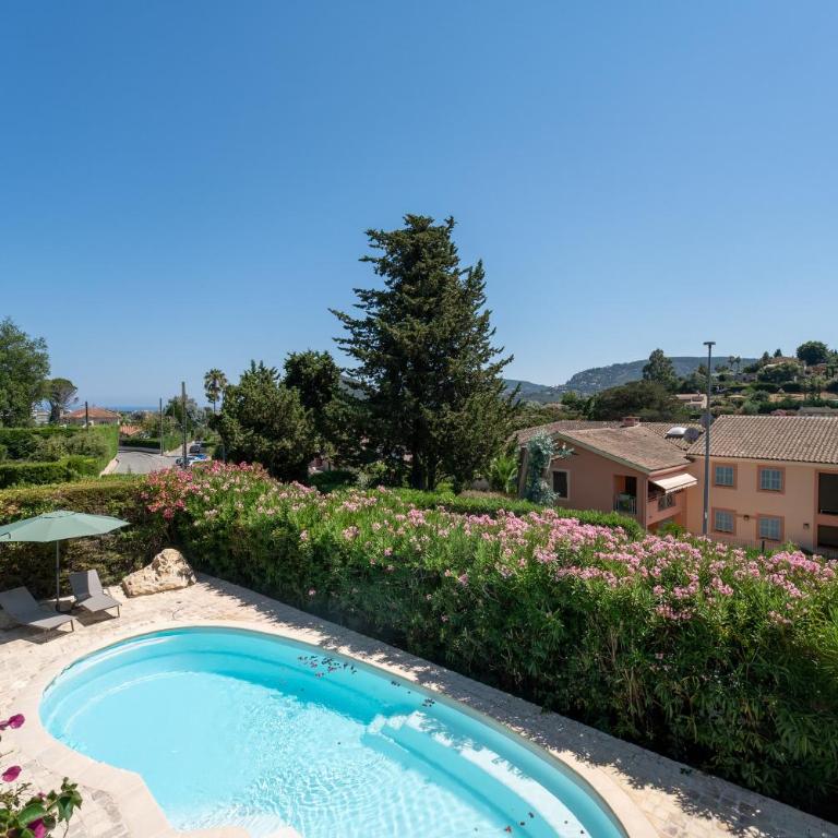 Le Mas des Aromes - Piscine Privée - Maison de Vacances - 17