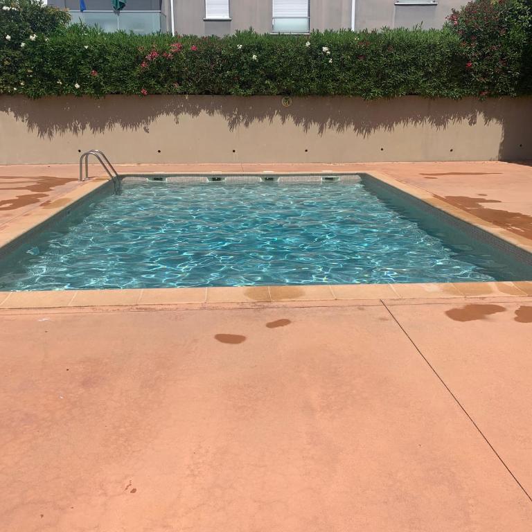 Location T2 Cabine Cosy dans Résidence sécurisée avec la climatisation, accès piscine, une place de parking privé - Two-Bedroom Apartment - 32