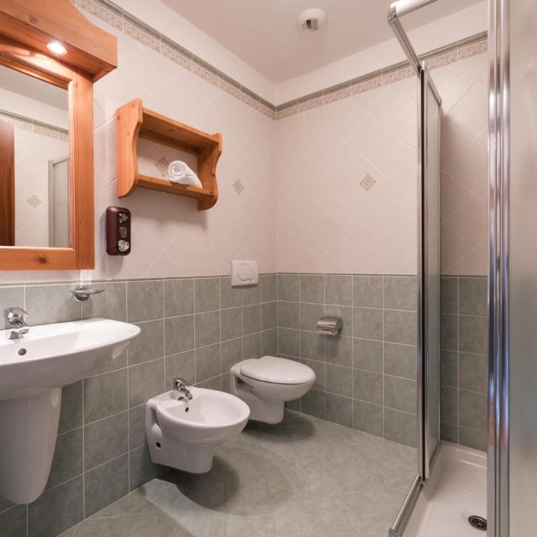 Silou Retreat - Habitación Doble Estándar con balcón - 1 o 2 camas - 2