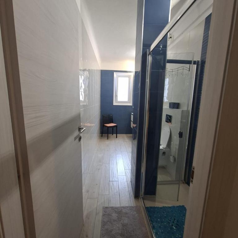 Grand F2 60mq centre Antibes, proche plages, commerces, 2 balcons, parking, train, bus, deco vintage, pet friendly - Appartement avec Balcon - 39