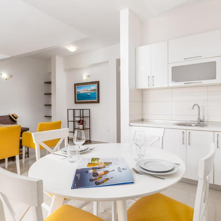 Apartments Grifone Lux - Apartman sa Pogledom na More - 1