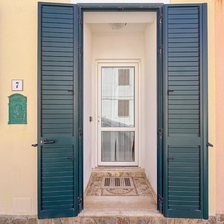 Stintino, near the Sea - Veranda and Relax by Host Hero - Appartamento - 33