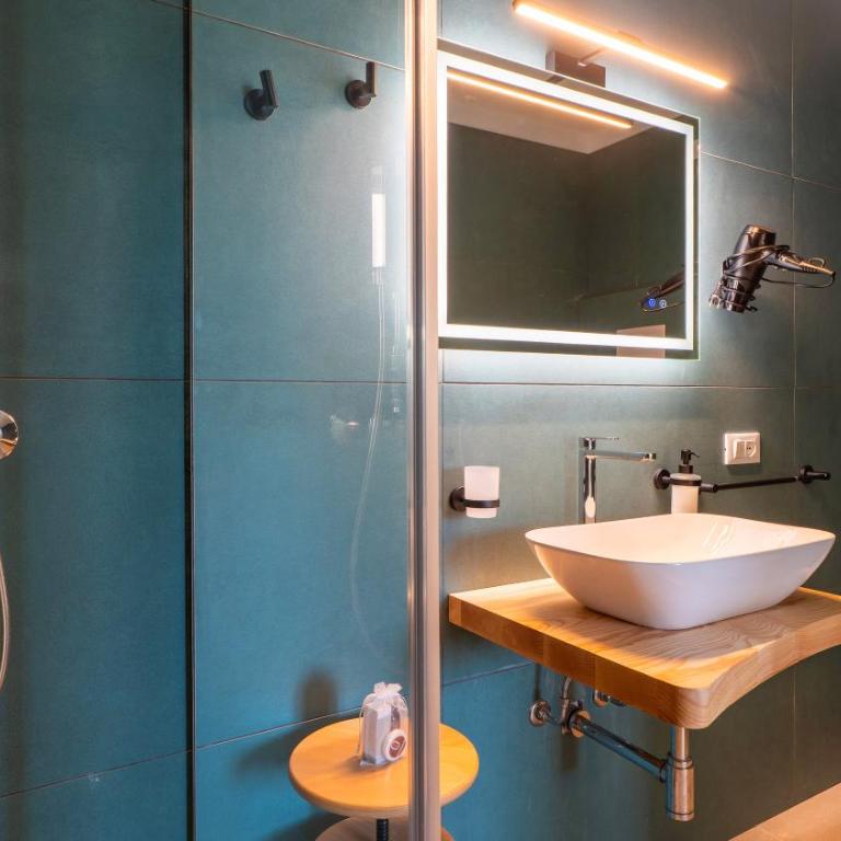 Cava del Mare - Camera Matrimoniale con Bagno Privato - 3