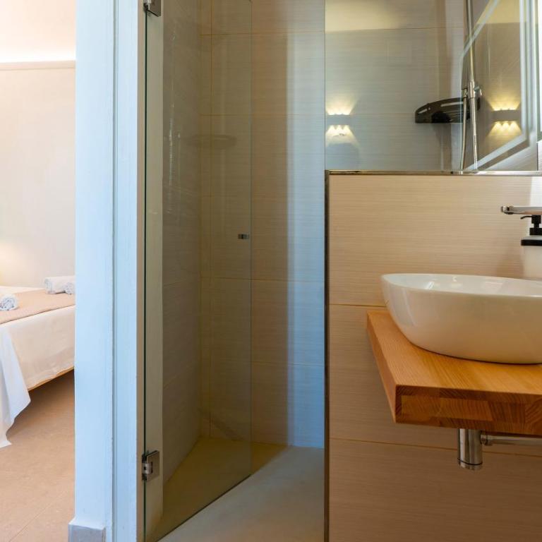 Cava del Mare - Camera Matrimoniale con Bagno Privato - 5