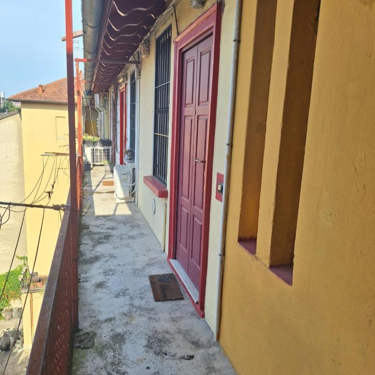 BNG11 Accogliente Bilocale con Balcone Vicino ai Navigli - Appartamento con 1 Camera da Letto - 2
