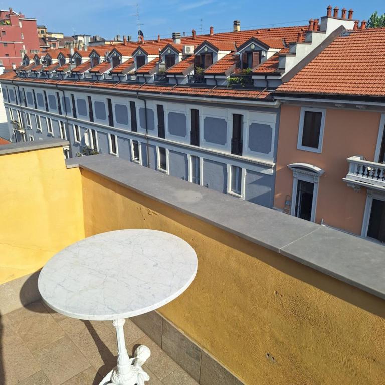 BNG11 Accogliente Bilocale con Balcone Vicino ai Navigli - Appartamento con 1 Camera da Letto - 13