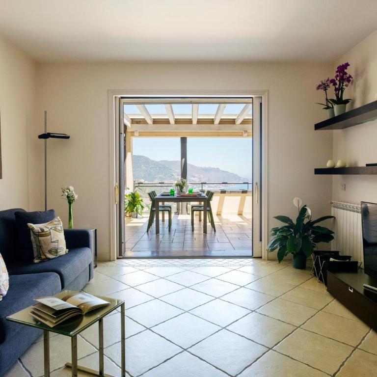 Casa Giulia Taormina -Luxury apartment with panoramic view, swimming pool,parking et center ville - Appartamento con 2 Camere da Letto - 20