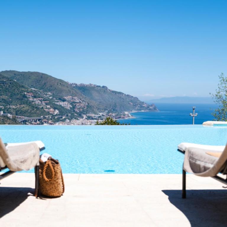 Casa Giulia Taormina -Luxury apartment with panoramic view, swimming pool,parking et center ville - Appartamento con 2 Camere da Letto - 2