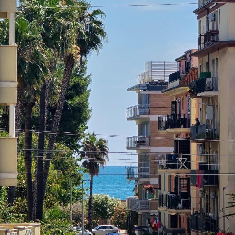 Casa Amare - Appartamento con 2 Camere da Letto e Vista Mare - 2