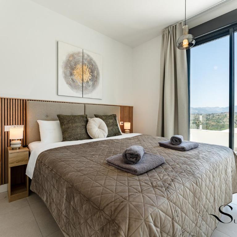Golf View Penthouse with Pool & Gym Access - Apartamento de 2 dormitorios con terraza - 4