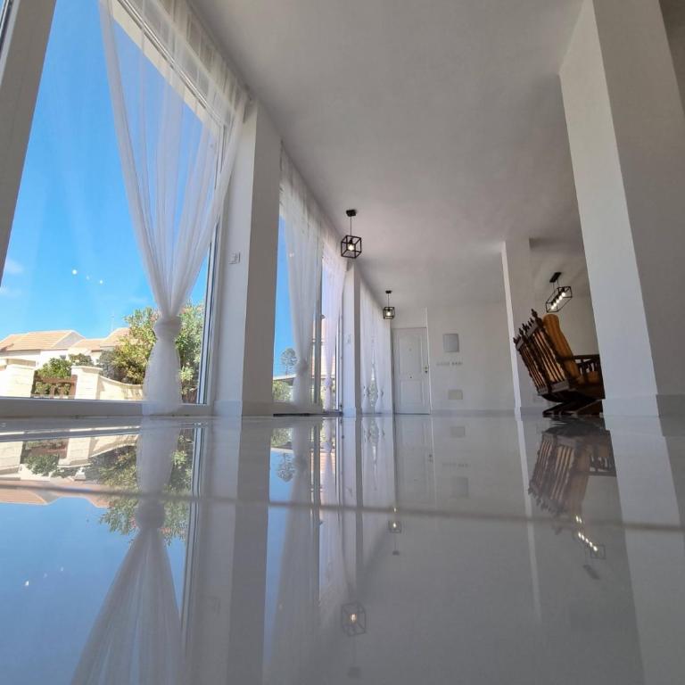 Villa Blanca Vista al mar, 30metros de la playa - Villa de 3 dormitorios - 40