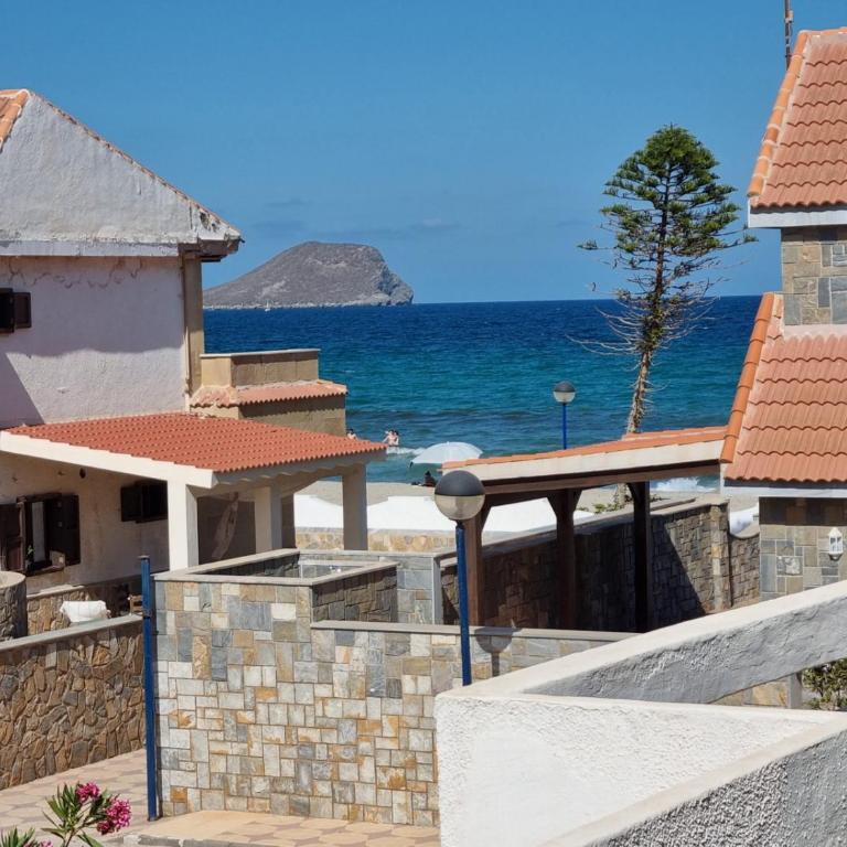 Villa Blanca Vista al mar, 30metros de la playa - Villa de 3 dormitorios - 38