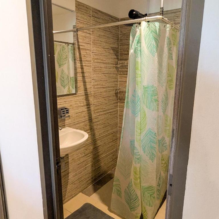 Moderno Loft con Jardín Jacuzzi Privado Miraflores - One-Bedroom Apartment - 7
