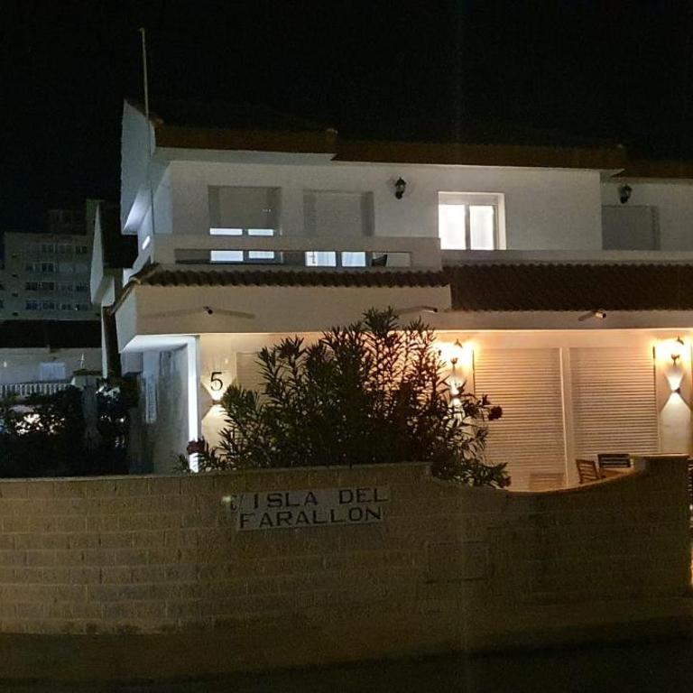 Villa Blanca Vista al mar, 30metros de la playa - Villa de 3 dormitorios - 29