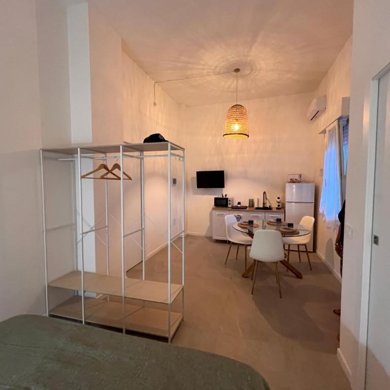 Alessandra guest house - Monolocale - 3
