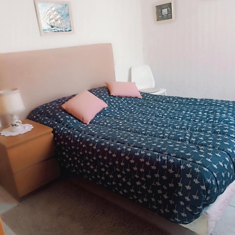 Mauguio-Village Apt T2 Tout Confort, Lumineux, Clim, Wifi, Balcon, parking couvert, 15 mn de la mer, de Montpellier - Appartement 1 Chambre - 7