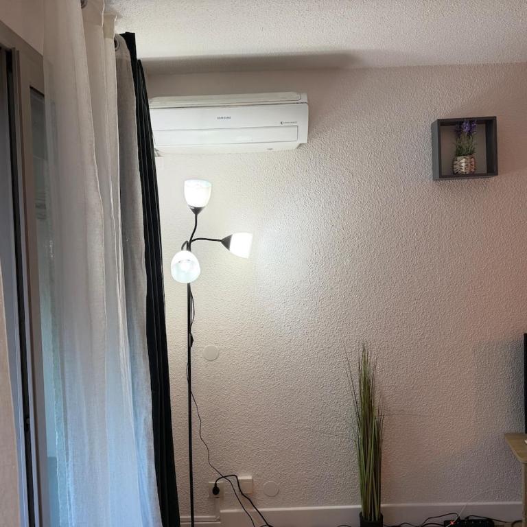 Apartment 800 m from the sea Near Cannes - Appartamento con 1 Camera da Letto - 3